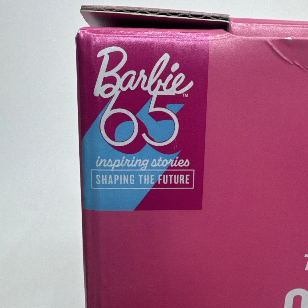Authentic Barbie x Stanley Icon Tumbler 40 oz Quencher Limited Edition - Picture 8 of 8